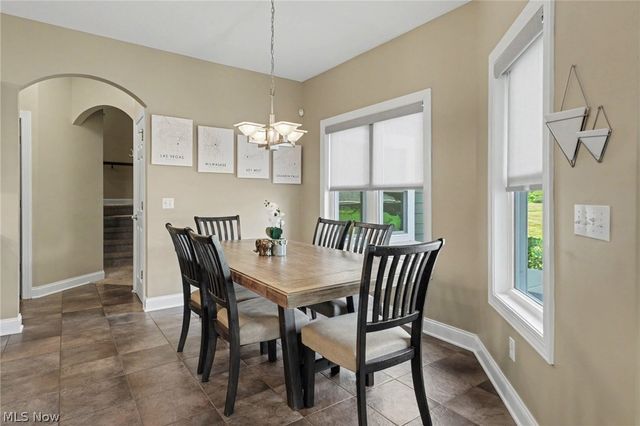 11780 Ascot Lane, Chagrin Falls, OH 44023