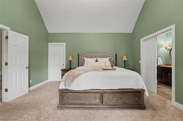 11780 Ascot Lane, Chagrin Falls, OH 44023