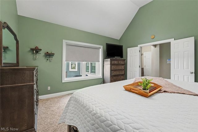 11780 Ascot Lane, Chagrin Falls, OH 44023