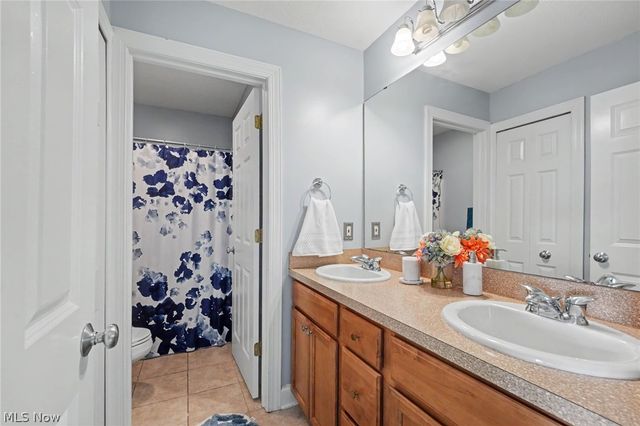 11780 Ascot Lane, Chagrin Falls, OH 44023