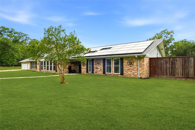 1551 County Road 318, Cleveland, TX 77327