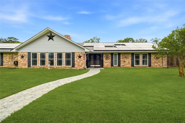 1551 County Road 318, Cleveland, TX 77327