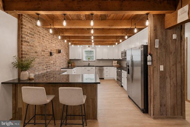 558 CATRON RIDGE RD, Bentonville, VA 22610