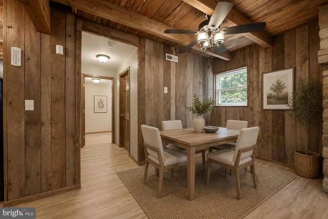558 CATRON RIDGE RD, Bentonville, VA 22610