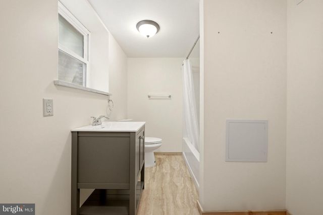 558 CATRON RIDGE RD, Bentonville, VA 22610