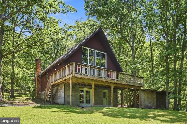 558 CATRON RIDGE RD, Bentonville, VA 22610