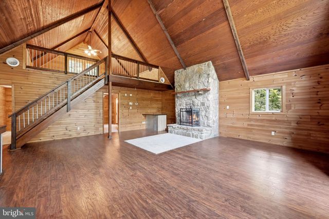 558 CATRON RIDGE RD, Bentonville, VA 22610
