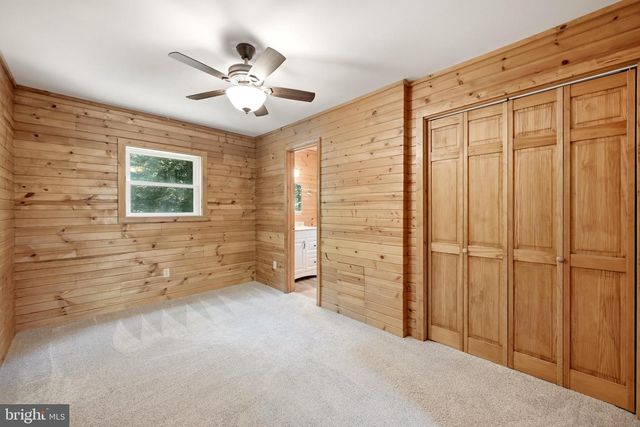 558 CATRON RIDGE RD, Bentonville, VA 22610