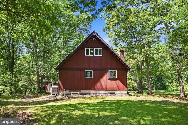558 CATRON RIDGE RD, Bentonville, VA 22610