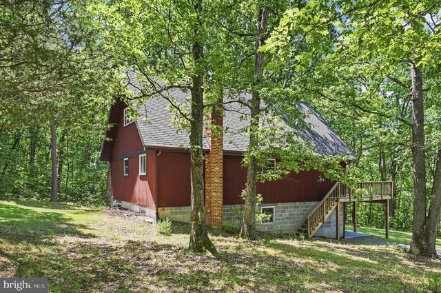 558 CATRON RIDGE RD, Bentonville, VA 22610