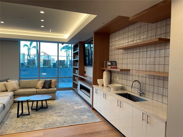 400 CENTRAL AVE 606, St Petersburg, FL 33701