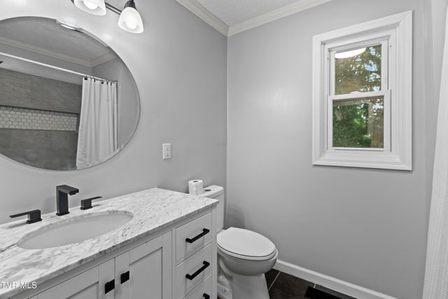 401 West Broadway Street, Rogersville, TN 37857