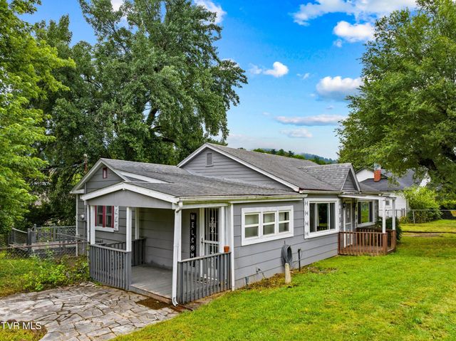 401 West Broadway Street, Rogersville, TN 37857