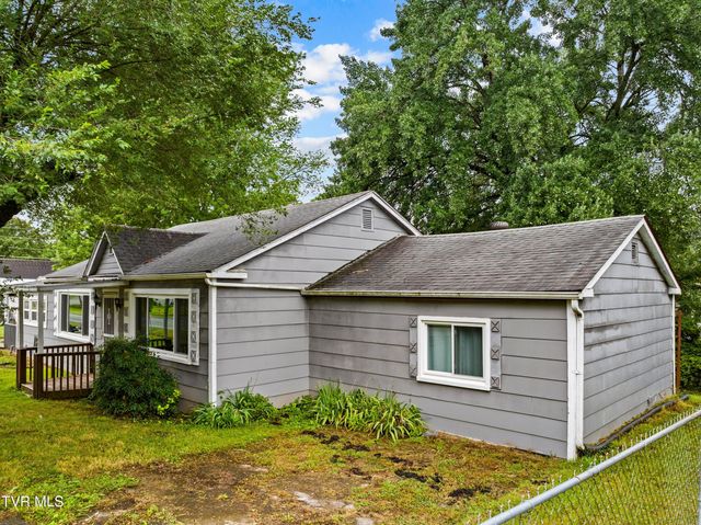 401 West Broadway Street, Rogersville, TN 37857