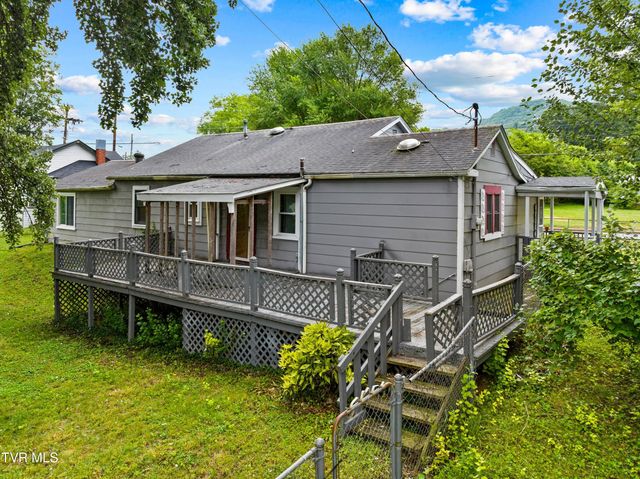 401 West Broadway Street, Rogersville, TN 37857