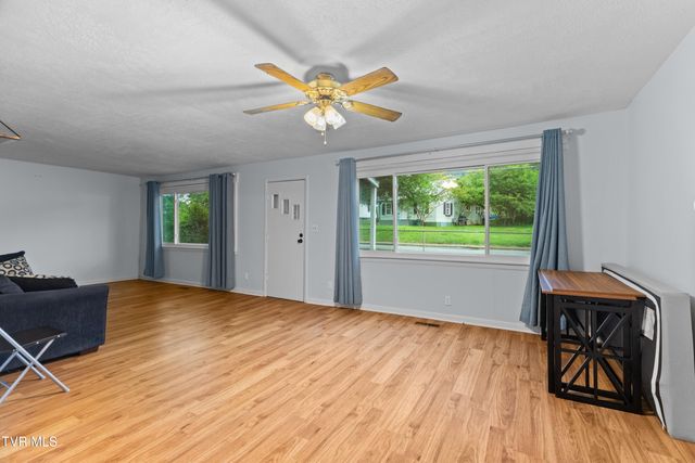 401 West Broadway Street, Rogersville, TN 37857