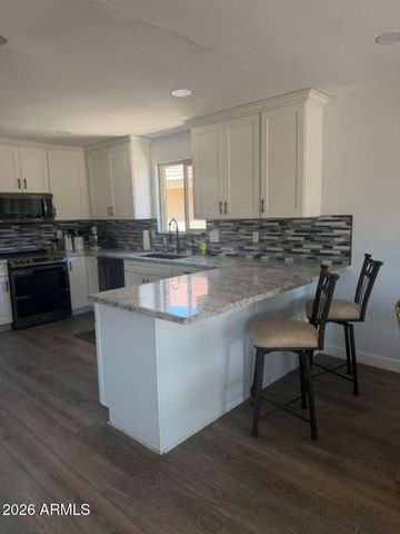 26241 S Lakemont Drive, Sun Lakes, AZ 85248