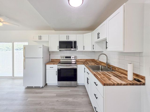 1956 N DAYTONA AVENUE, Flagler Beach, FL 32136