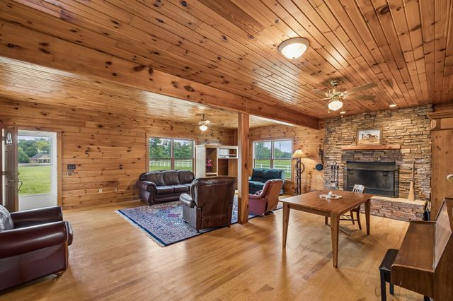 6543 Eudailey Covington Rd, College Grove, TN 37046
