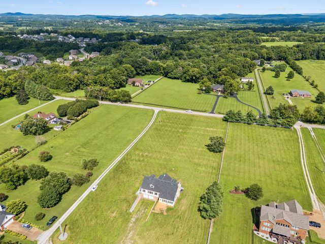 6543 Eudailey Covington Rd, College Grove, TN 37046