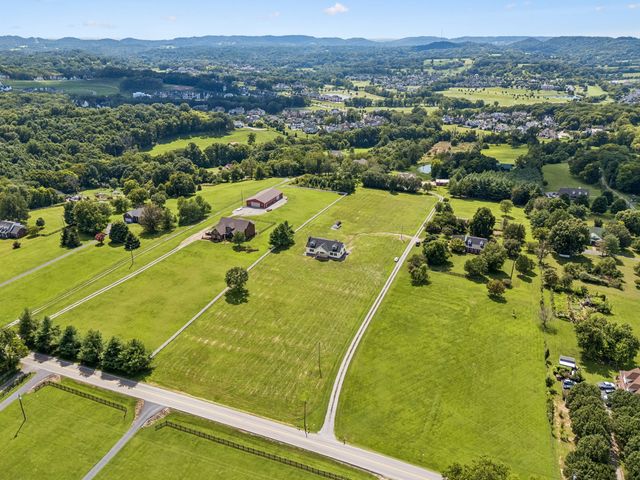 6543 Eudailey Covington Rd, College Grove, TN 37046