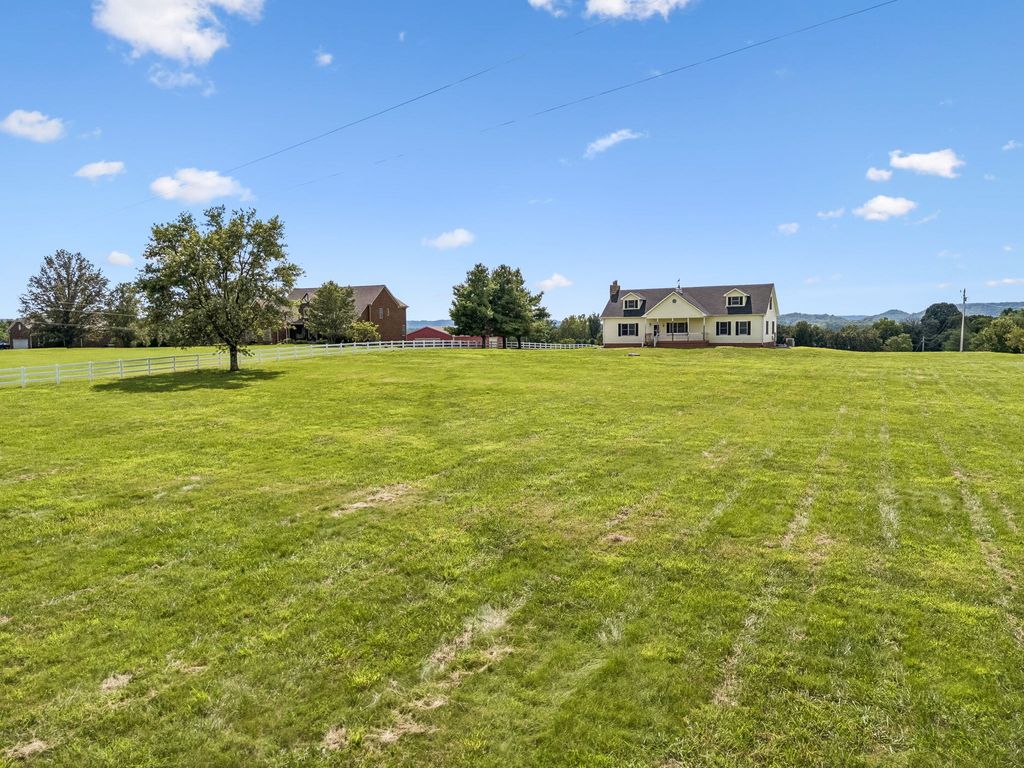 6543 Eudailey Covington Rd, College Grove, TN 37046