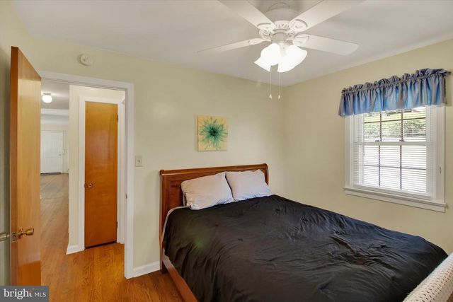 388 CHESTNUT ST, Hamburg, PA 19526