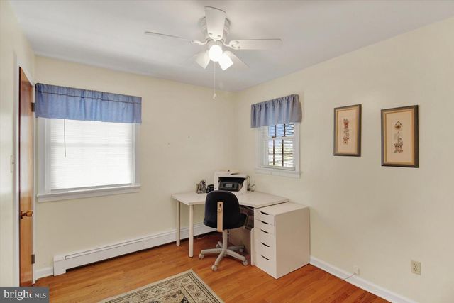 388 CHESTNUT ST, Hamburg, PA 19526