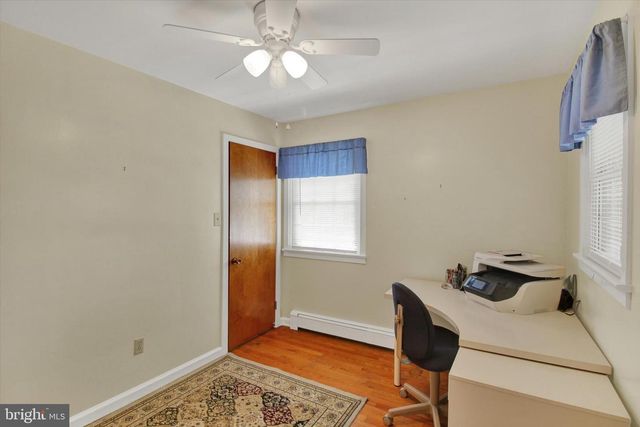 388 CHESTNUT ST, Hamburg, PA 19526