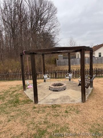 3516 Seilo Ridge N, Jeffersonville, IN 47130