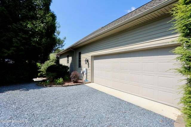 7 Bobolink Road, Jackson Springs, NC 27281