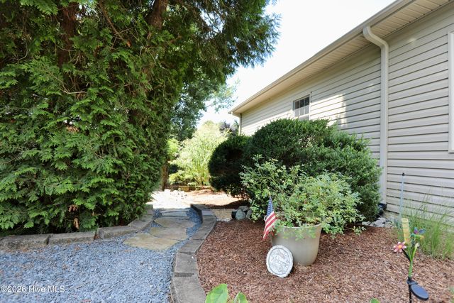 7 Bobolink Road, Jackson Springs, NC 27281