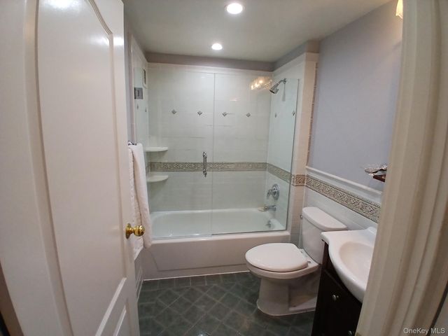 1374 Midland Avenue 214, Bronxville, NY 10708