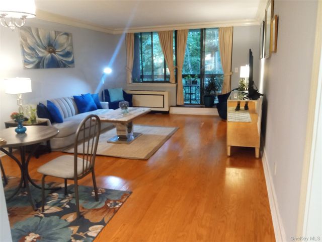 1374 Midland Avenue 214, Bronxville, NY 10708