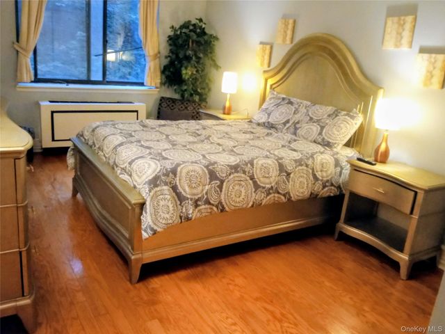 1374 Midland Avenue 214, Bronxville, NY 10708