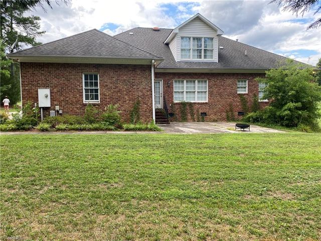 4800 Olde Province Court, Greensboro, NC 27406
