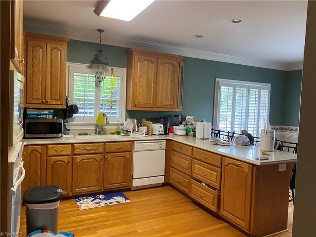 4800 Olde Province Court, Greensboro, NC 27406