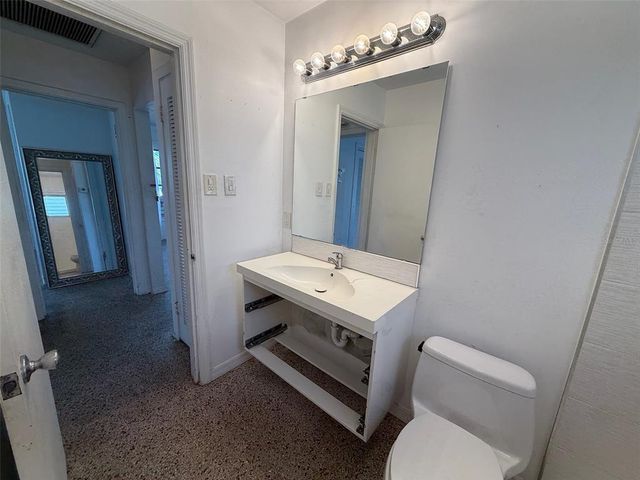 414 86TH AVENUE, St Pete Beach, FL 33706