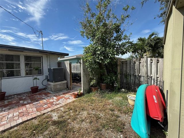 414 86TH AVENUE, St Pete Beach, FL 33706
