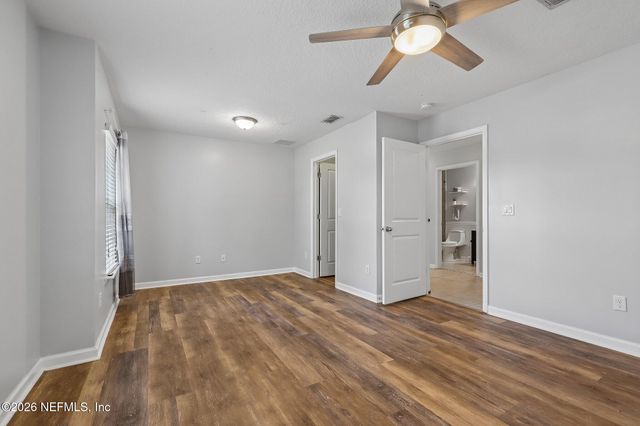 1482 LANTERN LIGHT Trail, Middleburg, FL 32068