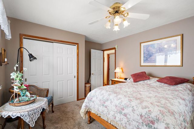 24301 W Cedar Lake Drive, New Prague, MN 56071