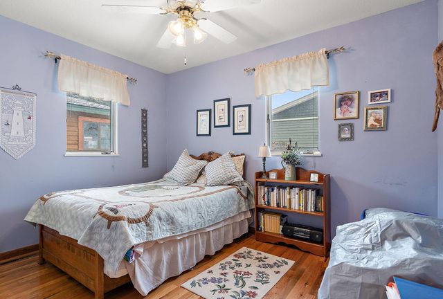 24301 W Cedar Lake Drive, New Prague, MN 56071