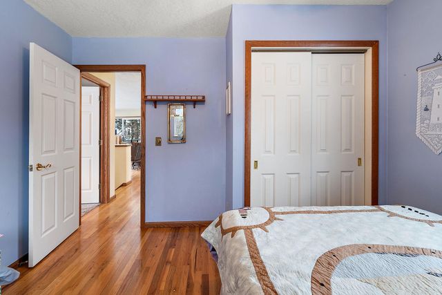 24301 W Cedar Lake Drive, New Prague, MN 56071