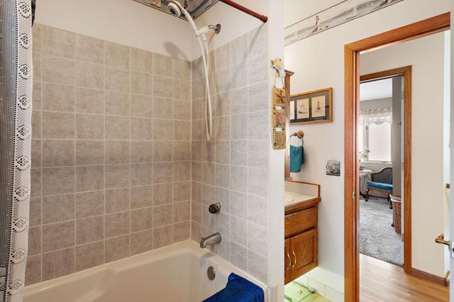 24301 W Cedar Lake Drive, New Prague, MN 56071