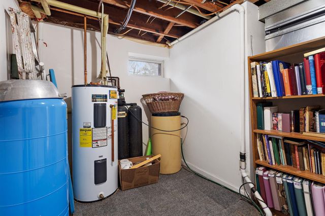 24301 W Cedar Lake Drive, New Prague, MN 56071