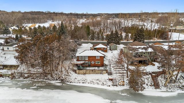 24301 W Cedar Lake Drive, New Prague, MN 56071