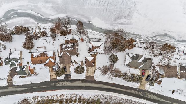 24301 W Cedar Lake Drive, New Prague, MN 56071