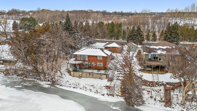 24301 W Cedar Lake Drive, New Prague, MN 56071