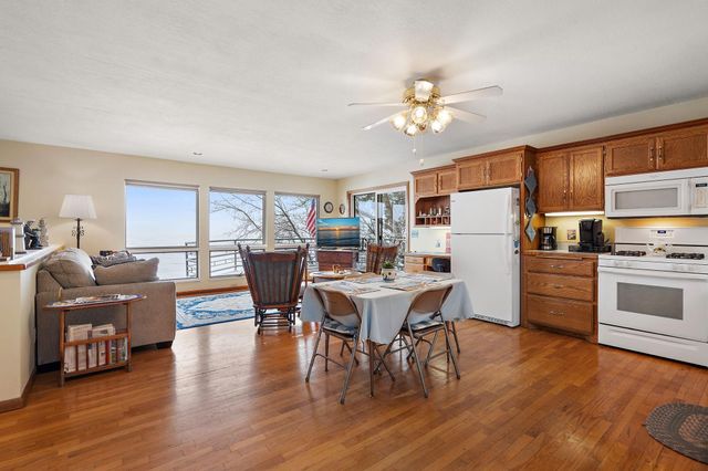 24301 W Cedar Lake Drive, New Prague, MN 56071