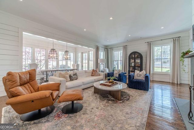 220 Audreys Way, Suwanee, GA 30024